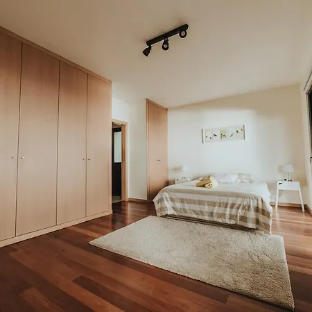 Βίλα Ocean View Φουνκάλ