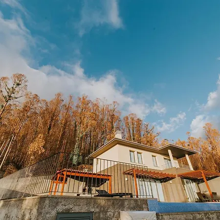 Ocean View Villa *